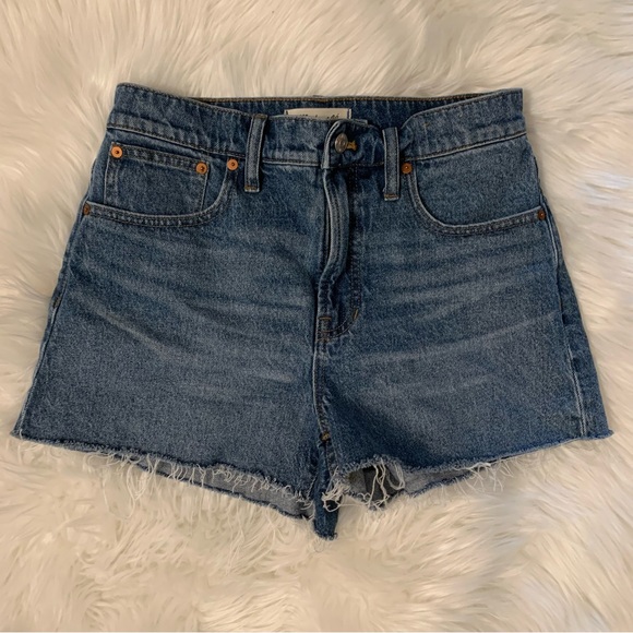 Madewell NWOT The Perfect Jean Short 29 w Cut offs Mom Jeans High Rise Blue - Picture 1 of 14